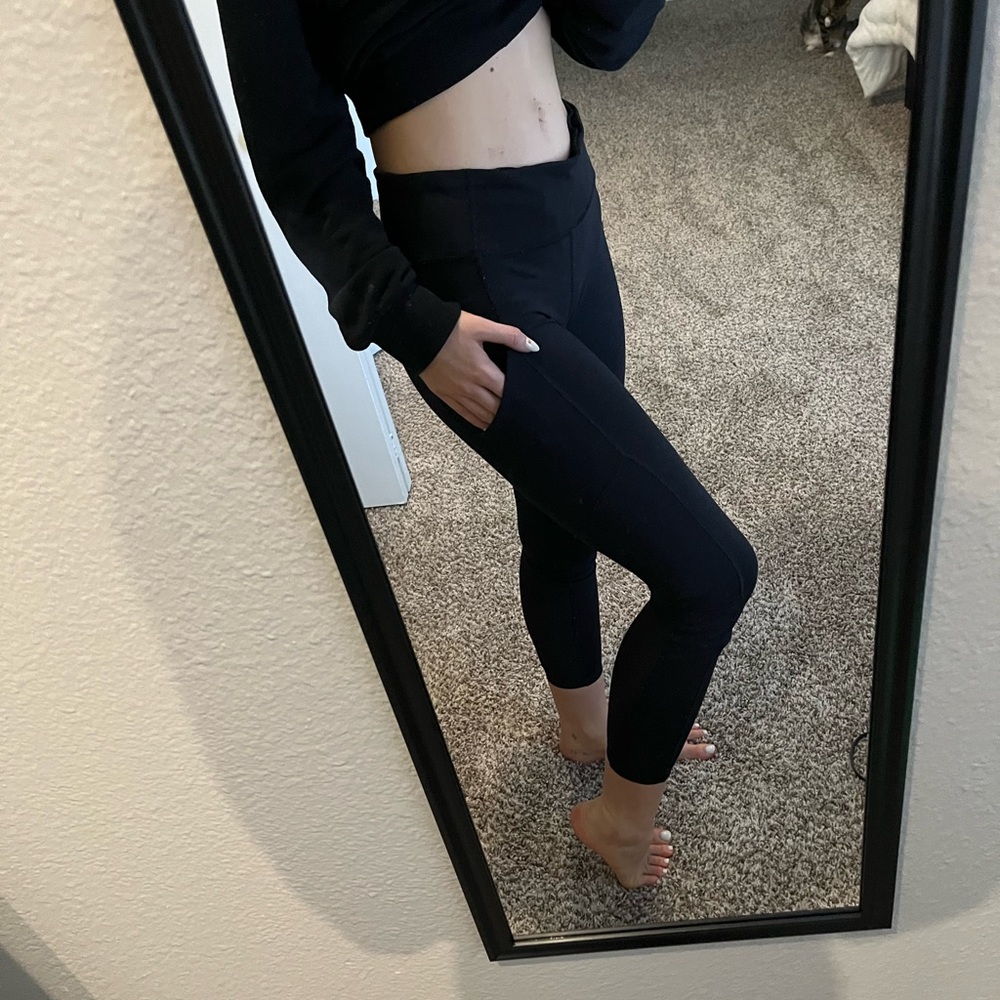 LULULEMON BUNDLE! 3 pairs of leggings and 1 pair of track pants.